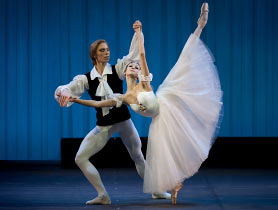 Объявлены имена лауреатов конкурса «Гран-при Михайловского театра»