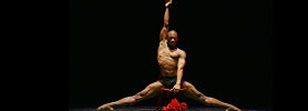 The tour of the renowned American <i>Complexions</i> Contemporary Ballet